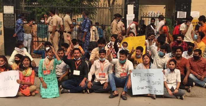 ABVP sitting on dharna demanding justice for Nikita Tomar