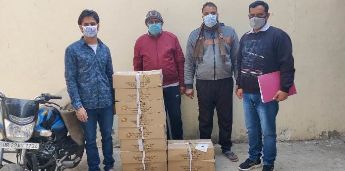 Crime Branch DLF team arrested 3 liquor smugglers with 10 patties of country liquor