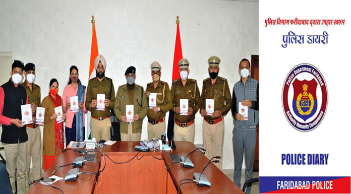 Police Commissioner OP Singh gave new year gift to public, DCP Arpit released police diary