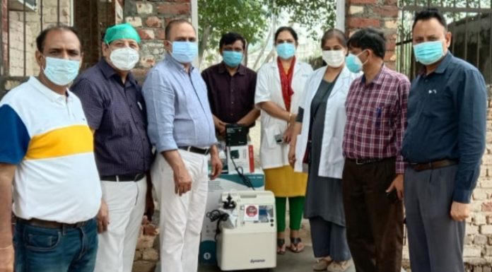 IMA Faridabad gave 10 oxygen concentrators to BK Hospital for use by patients suffering from corona