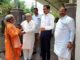 Baba Ramkewal met the Transport Minister's brother and the Municipal Commissioner regarding the construction of the Chaali-Hiware road.